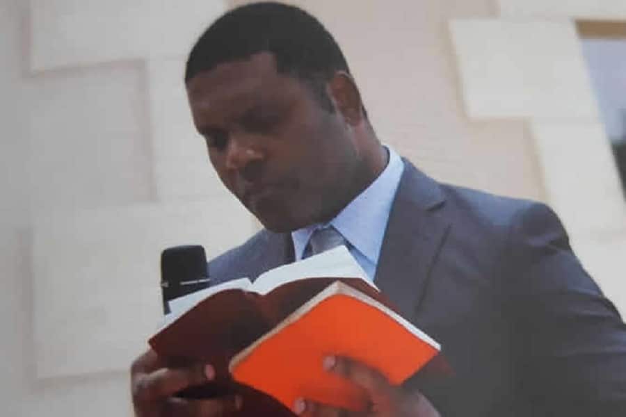 revue de presse internet presidentielle 2025 lavocat me christian ntimbane bomo annonce sa candidature pour la presidentielle 2025 au cameroun